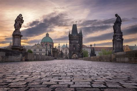 Sunrise at Charles Bridge in Prague