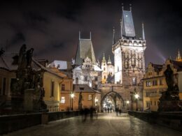 ghost tour prague