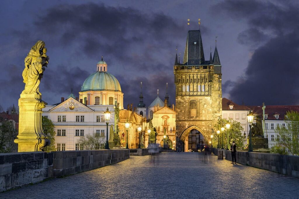  Charles Bridge